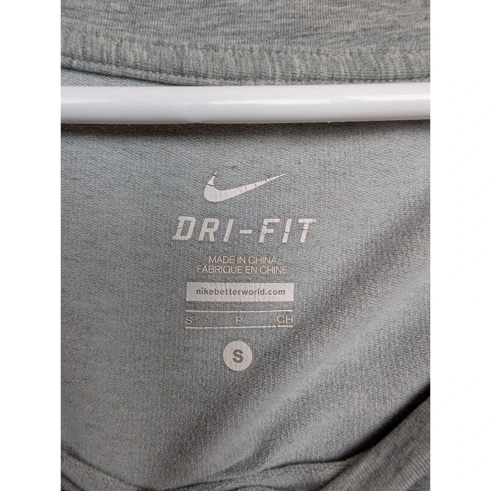 Nike Dri Fit Womens Gray Long Sleeve Top Small‎